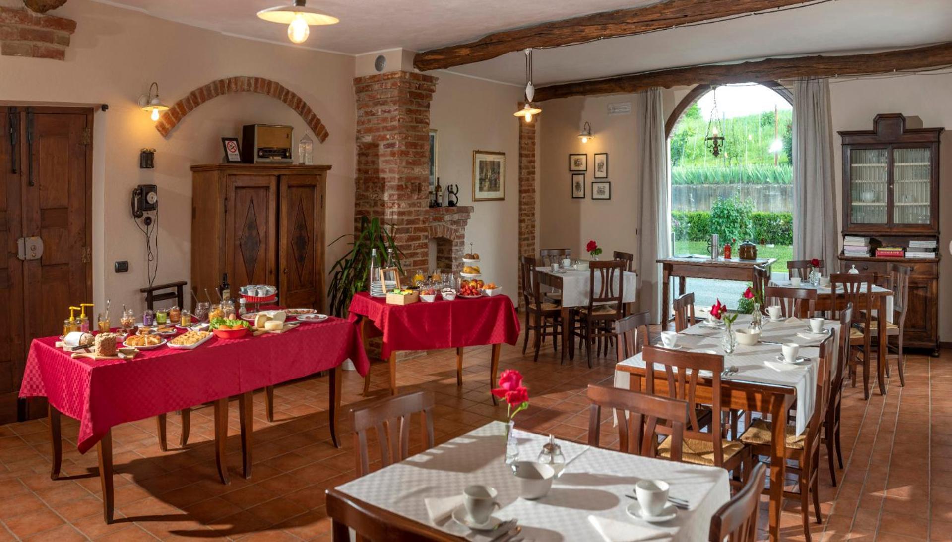 Agriturismo Cascina Monchiero Bra Exterior photo